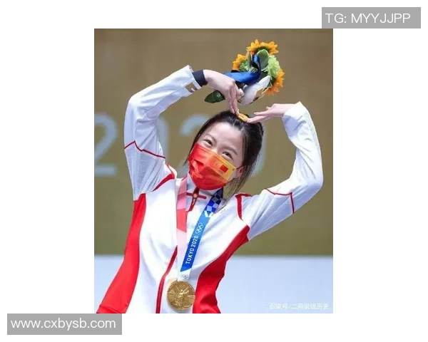 巴西足球明星杨倩的传奇之路与辉煌成就揭秘